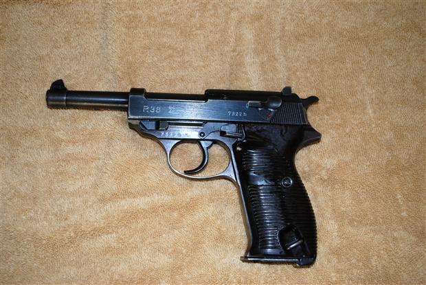 Walther P-38